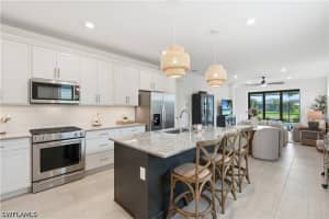 1940 Sierra Court, Naples, FL 34120 - MLS#226022613