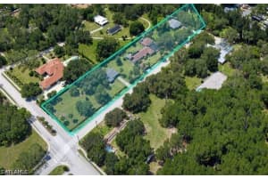 1063 SHADOWLAWN Drive, Naples, FL 34104 - MLS#226022644