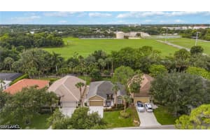 6477 Autumn Woods Boulevard, Naples, FL 34109 - MLS#226022652