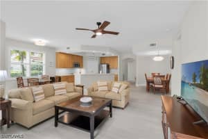 1273 Rialto Way 102, Naples