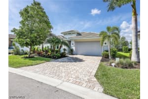 28121 Seasons Tide Avenue, Bonita Springs, FL 34135 - MLS#226022724