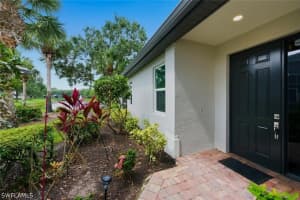 1641 Tarpon Bay Drive, Naples, FL 34119 - MLS#226022751