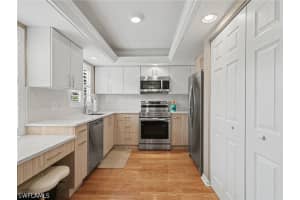 722 10th Avenue, Naples, FL 34102 - MLS#226022827
