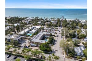 1222 Gordon Dr 2, Naples