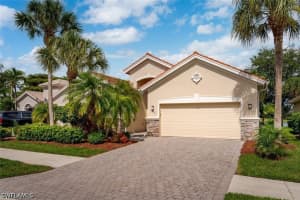 15821 Delaplata Lane, Naples, FL 34110 - MLS#226022907