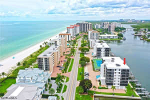 10420 Gulf Shore Drive, Naples, FL 34108 - MLS#226022941