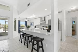 132 Bordeaux Circle, Naples, FL 34112 - MLS#226022948