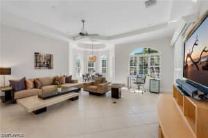 2375 TERRA VERDE Lane, Naples, FL 34105 - MLS#226022968