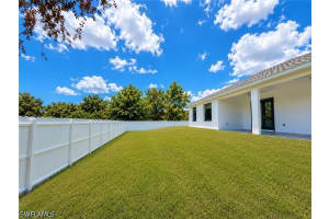 2905 3rd Street, Lehigh Acres, FL 33971 - MLS#226023046