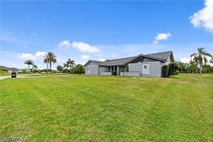 17209 Castleview Drive, North Fort Myers, FL 33917 - MLS#226023111