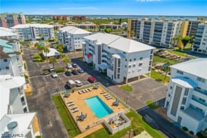 4531 Bay Beach Lane, Fort Myers Beach, FL 33931 - MLS#226023127