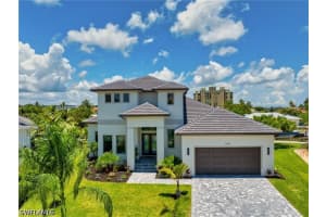 1083 Old Marco Lane, Marco Island, FL 34145 - MLS#226023178