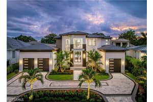3235 REGATTA Road, Naples, FL 34103 - MLS#226023186