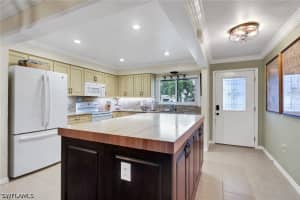 8624 Eleuthera Court, Fort Myers, FL 33907 - MLS#226023333