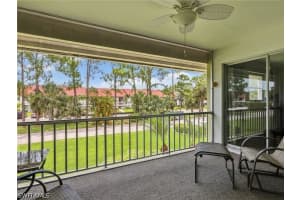 300 Valley Stream Drive, Naples, FL 34113 - MLS#226023348