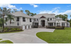 2263 Coach House Ln, Naples