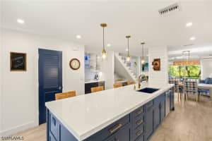 1060 6th Street, Naples, FL 34102 - MLS#226023437