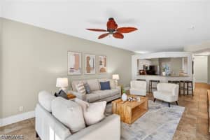 7100 Barrington Circle, Naples, FL 34108 - MLS#226023513