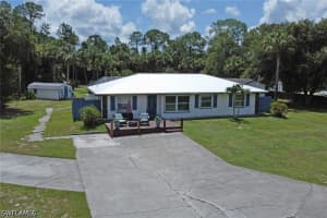 640 27th Street, Naples, FL 34117 - MLS#226023517