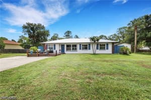 640 27th Street, Naples, FL 34117 - MLS#226023517