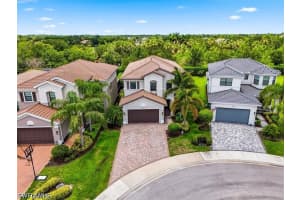 4432 Aurora Street, Naples, FL 34119 - MLS#226023540
