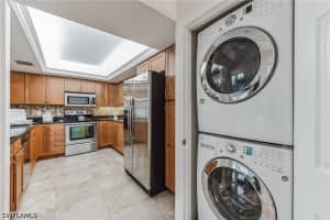 5633 Turtle Bay Dr 37, Naples