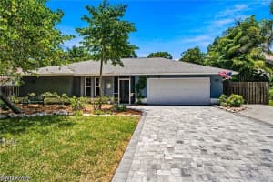 2667 River Reach Drive, Naples, FL 34104 - MLS#226023693