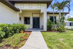 255 Everglades Boulevard, Naples, FL 34117 - MLS#226023753