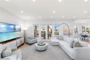 357 Egret Avenue, Naples, FL 34108 - MLS#226023758