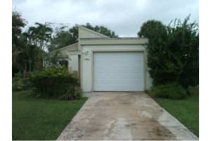 142 Woodside Dr, Melbourne, FL 32940, Sold 04/30/12