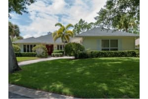 735 35th Ave SW, Vero Beach, FL 32968, Sold 02/26/13