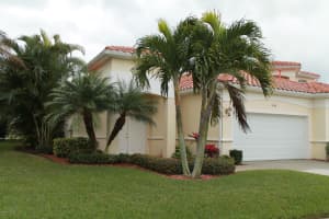 8686 Villanova Dr, Cape Canaveral, FL 32920, Sold 05/02/14