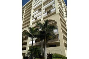 750 N Atlantic Ave, Cocoa Beach, FL 32931, Sold 03/31/14