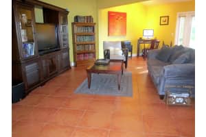Emerald Ct, Florida 32937, Sold 07/11/14