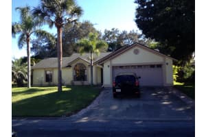 2215 Plantation Dr, Melbourne, FL 32935, Sold 03/27/15