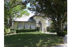 571 Lake Ashley Cir, Melbourne, FL 32904, Sold 12/14/15