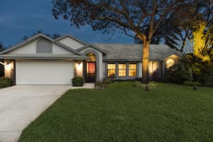 4845 Silver Oak Blvd, Melbourne, FL 32935, Sold 07/06/15