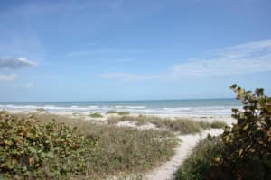 515 Hayes Ave, Cocoa Beach, FL 32931, Sold 05/16/16