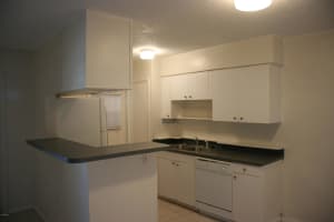 515 Hayes Ave, Cocoa Beach, FL 32931, Sold 05/16/16