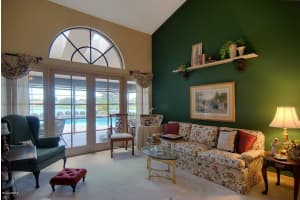 1293 Silver Lake Dr, Melbourne, FL 32940, Sold 09/28/15