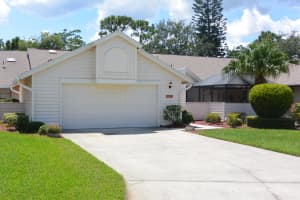 897 Ridge Lake Dr, Melbourne, FL 32940, Sold 09/21/15