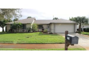 2775 Raintree Lake Cir, Merritt Island, FL 32953, Sold 01/22/16
