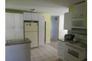 3219 Redwood Ln, Melbourne, FL 32901, Sold 03/29/16