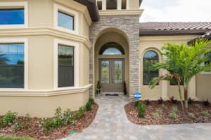 906 Casa Dolce Casa Cir, Rockledge, FL 32955, Sold 05/20/16