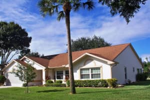 659 Sheridan Woods Dr, Melbourne, FL 32904, Sold 05/27/16