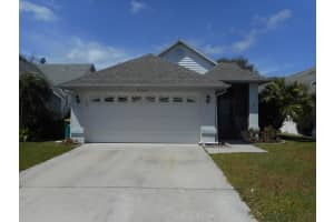 2326 Skywind Cir, Melbourne, FL 32935, Sold 04/29/16