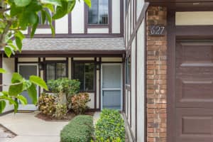 627 Greenwood Manor Cir, Melbourne, FL 32904, Sold 06/24/16