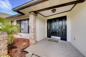 1272 Silver Lake Dr, Melbourne, FL 32940, Sold 05/06/16