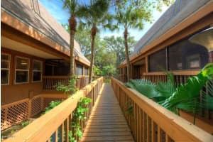 6265 Treetop Dr, Melbourne Beach, FL 32951, Sold 09/13/16