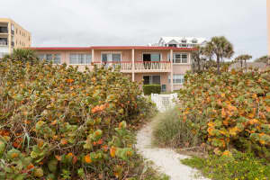 515 Hayes Ave, Cocoa Beach, FL 32931, Sold 06/01/16